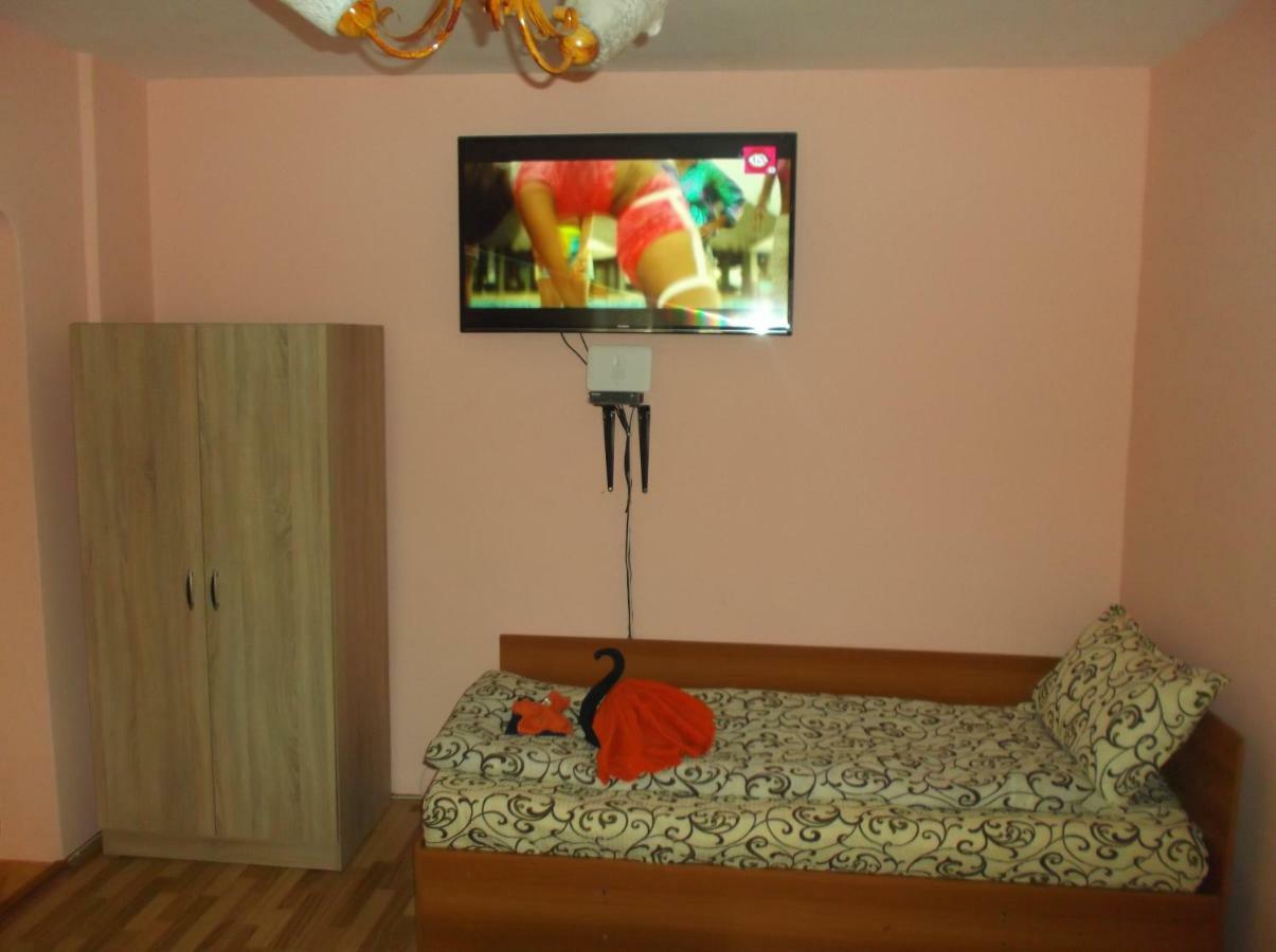 Apartament 2 Camere Semidecomandat "La Gicu" 苏利纳 外观 照片